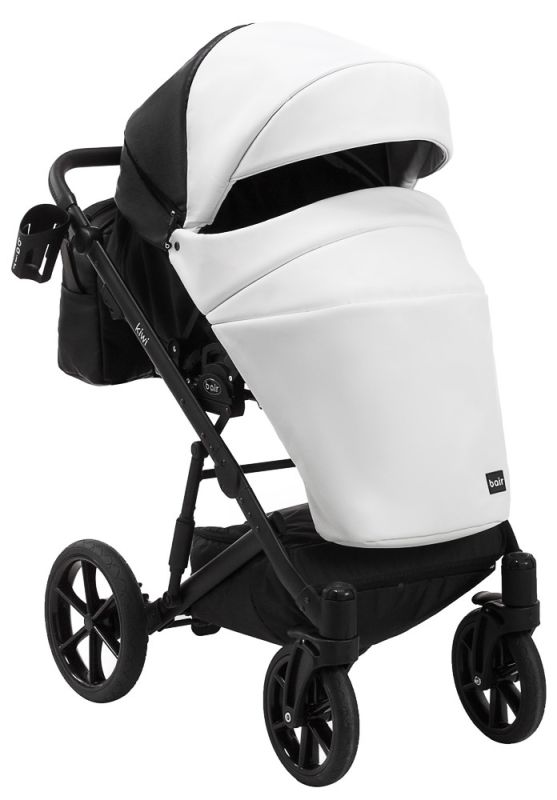 Коляска 2 в 1 Bair Kiwi шкіра 100% BK-51/15 білий - чорний