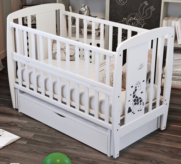 Кровать Babyroom Жирафик маятник, ящик, откидной бок DJMYO-3  бук белый