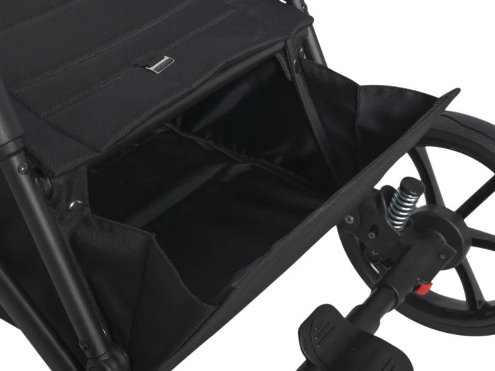 Коляска 2 в 1 Riko Nano Pro 06 Carbon