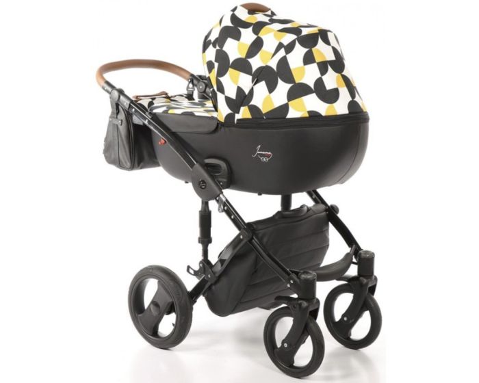 Коляска 2 в 1 Junama Madena Limited Edition PacMan