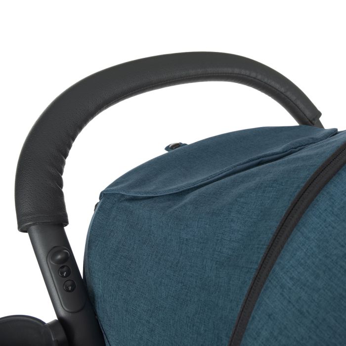 Прогулочная коляска El Camino FAVORIT v.2 M 3409N Midnight Navy