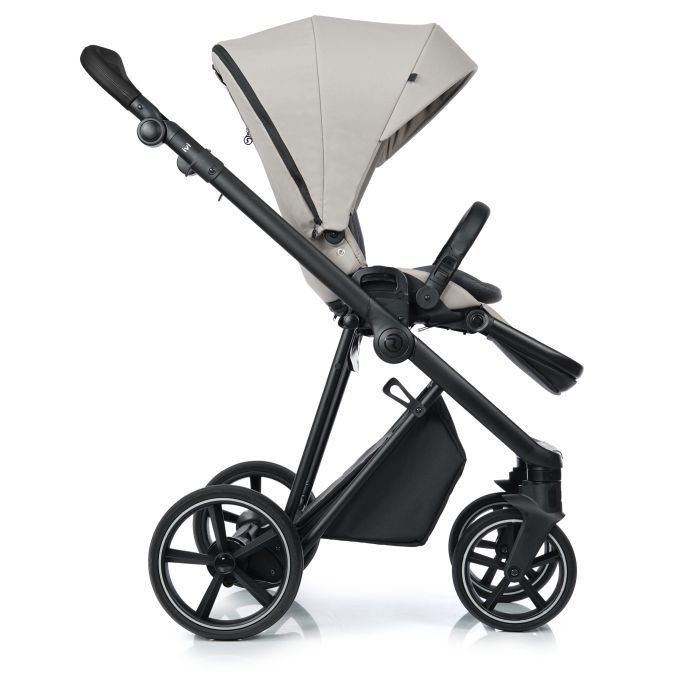 Коляска 2 в 1 Roan Ivi Sesame 2.0